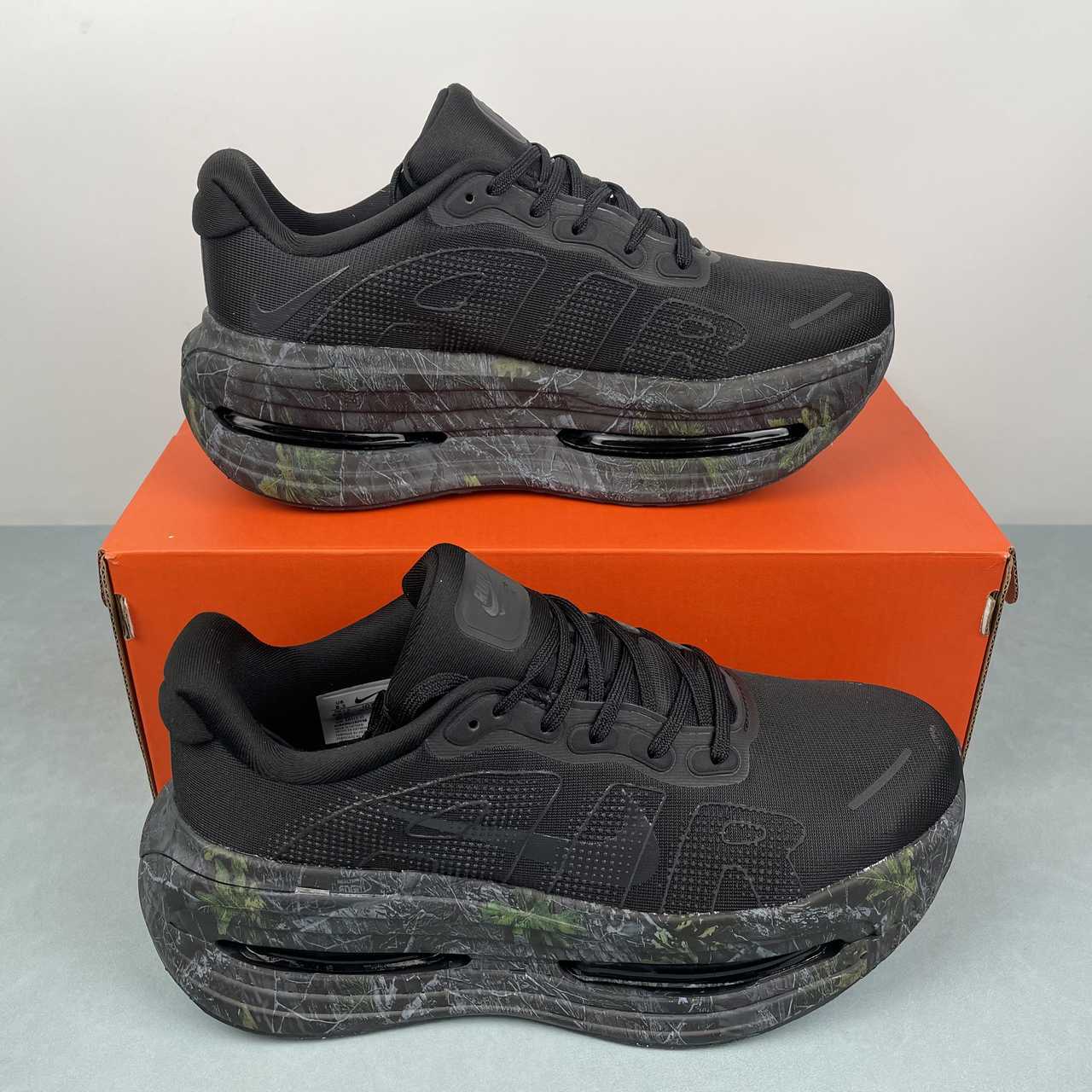 Nike Vomero Premium black color - VIBES MILANO