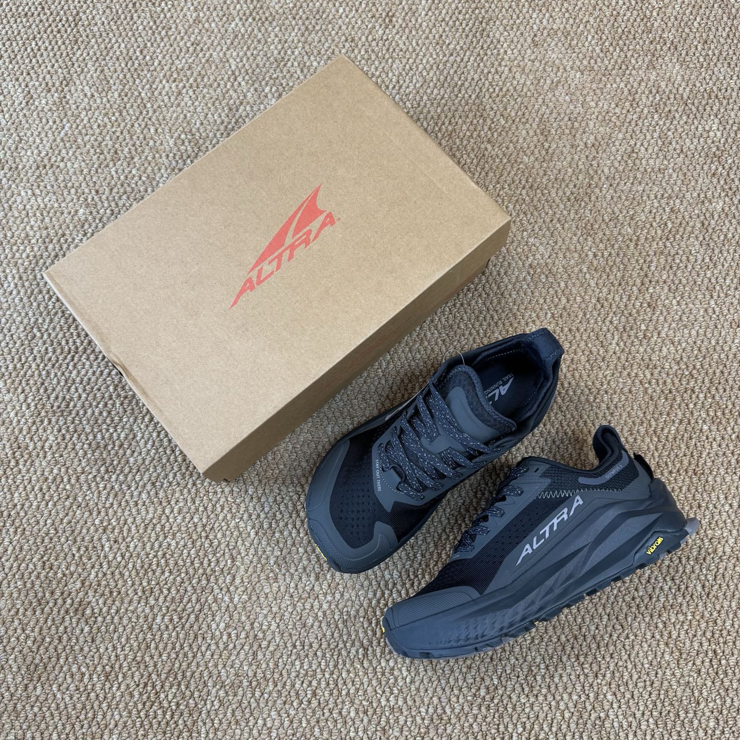 Altra Olympus 6 nero