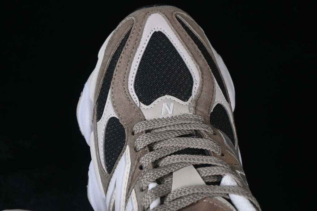 New Balance NB 9060 Fall Suedes Arid Stone