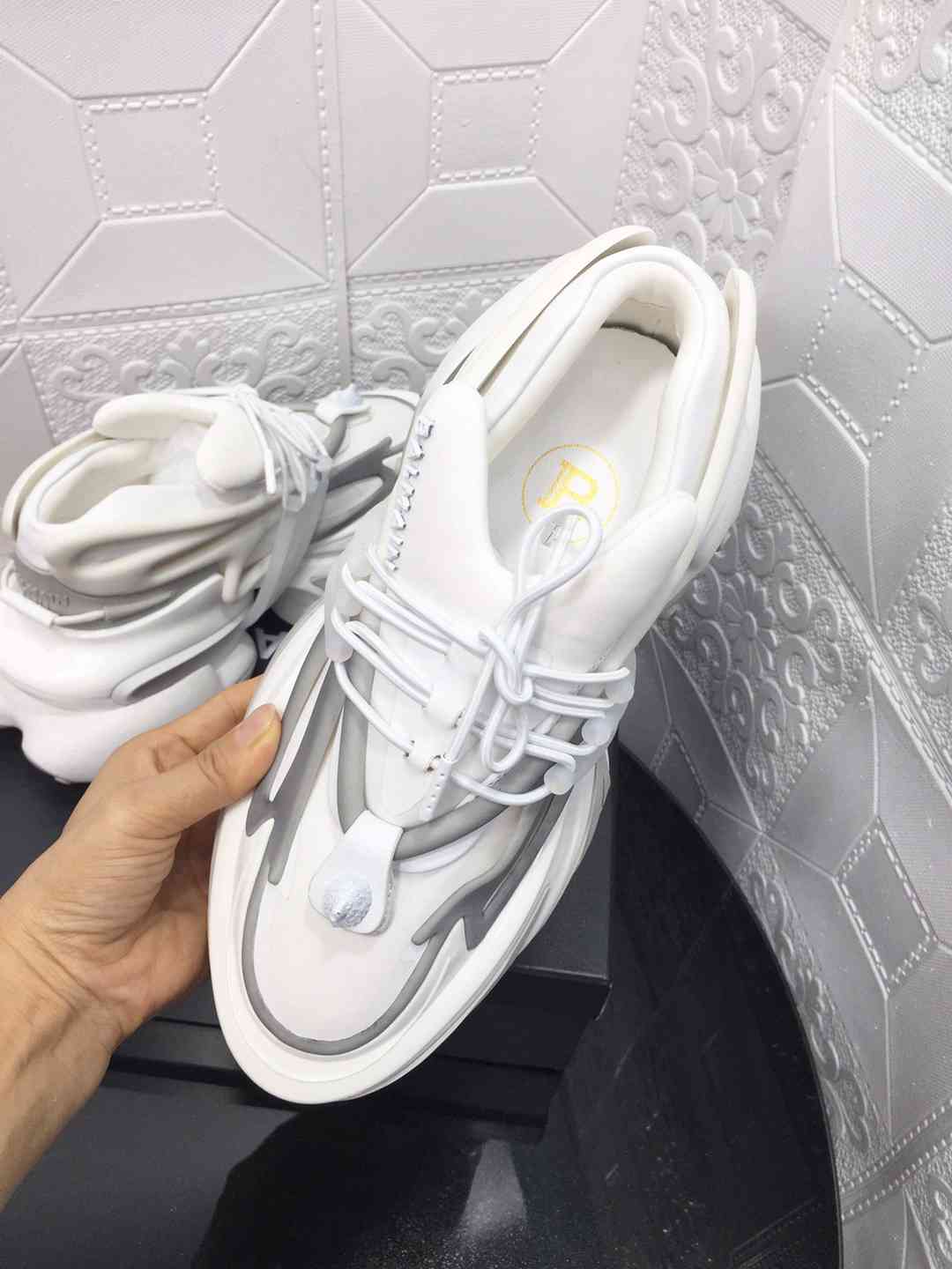 Balmain Unicorn bianco