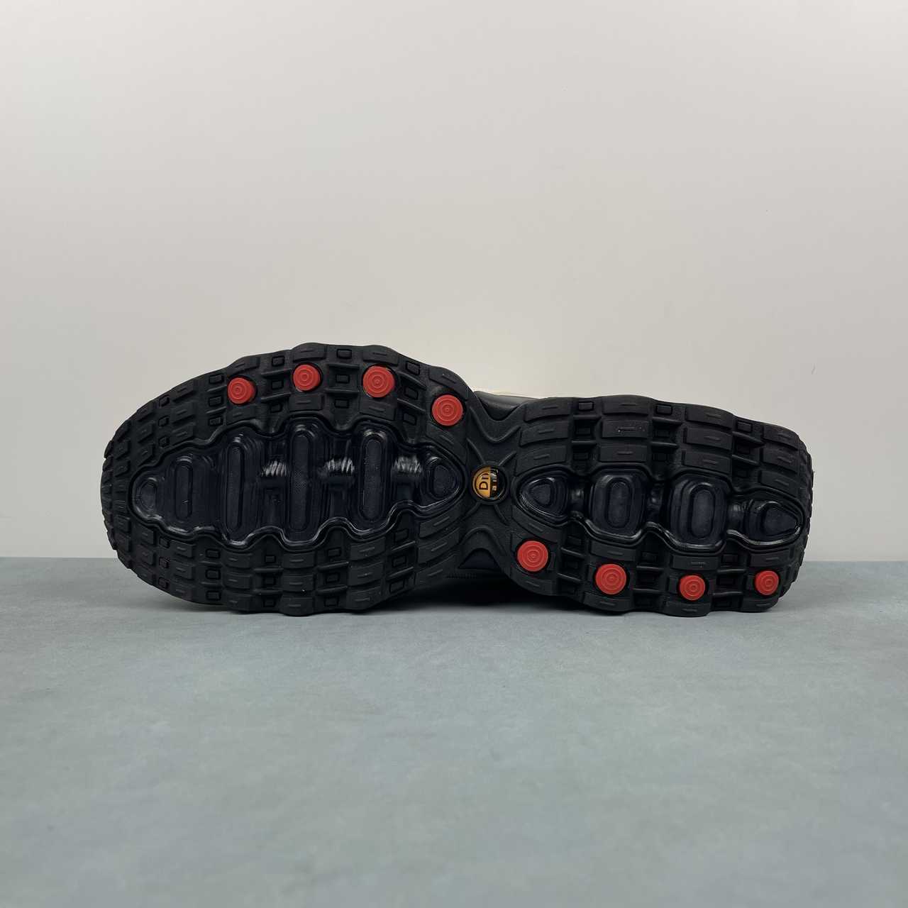 Nike Air Max Dn8 Fossil Black