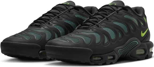 Nike Air Max Plus DRIFT Black Volt