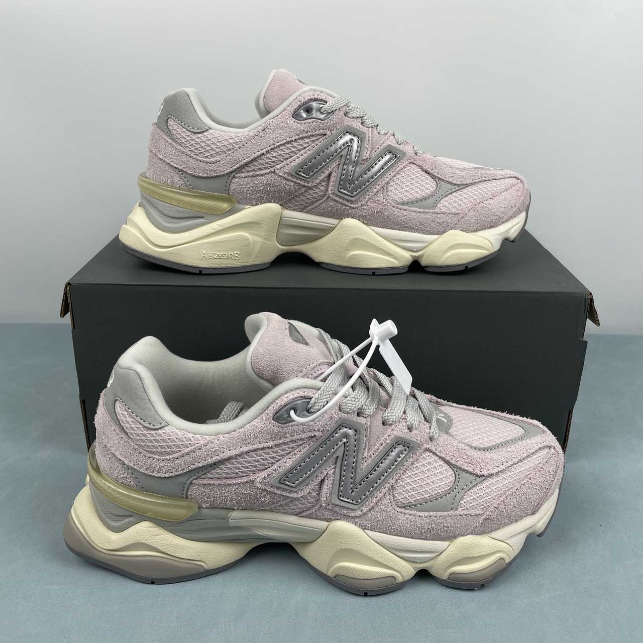 New Balance NB 9060 December Sky - VIBES MILANO