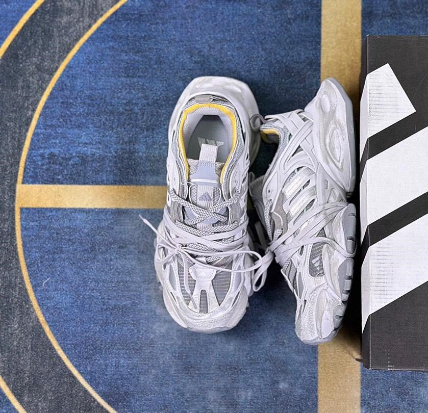 Adidas XLG Runner Deluxe sneakers Grey Silver - VIBES MILANO
