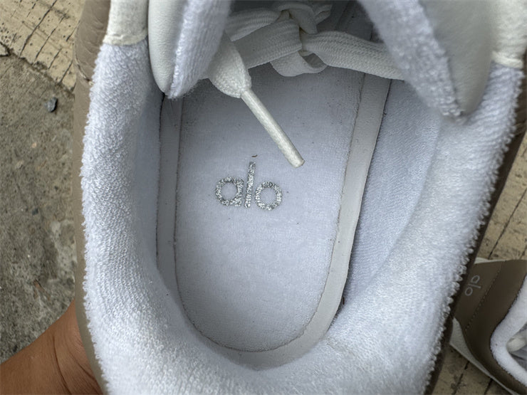 ALO Yoga Recovery Mode Gravel White | Sneakers Premium Lifestyle