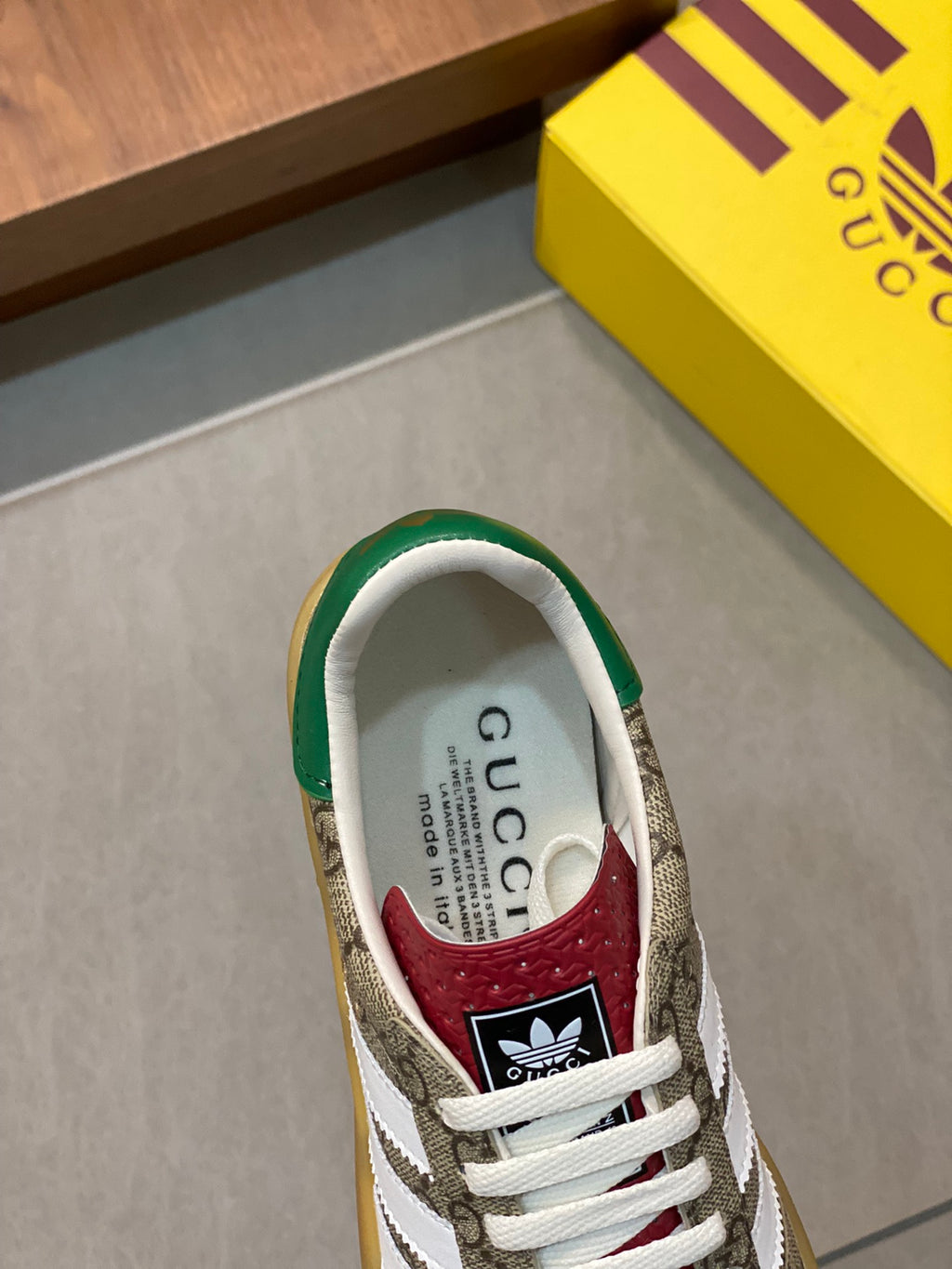 Adidas x Gucci Gazelle Beige GG Monogram - VIBES MILANO