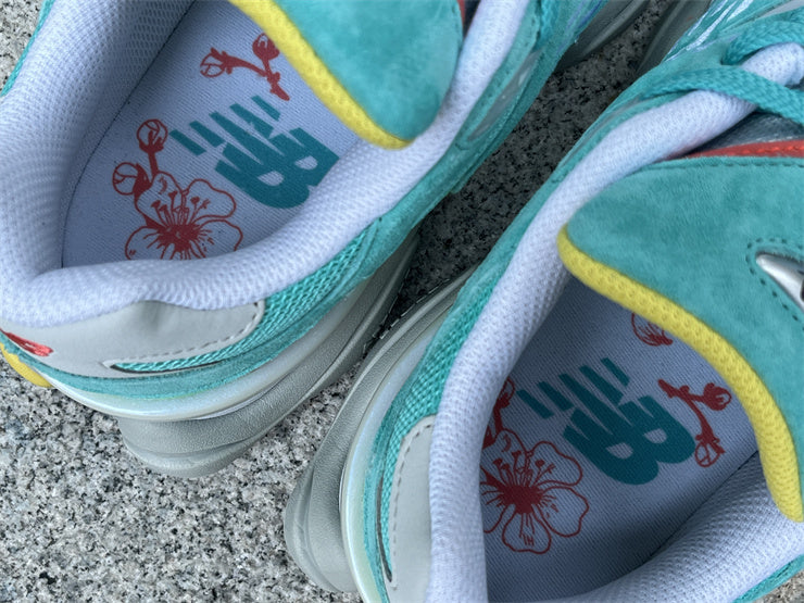 New Balance NB 9060 DTLR Cyan Burst