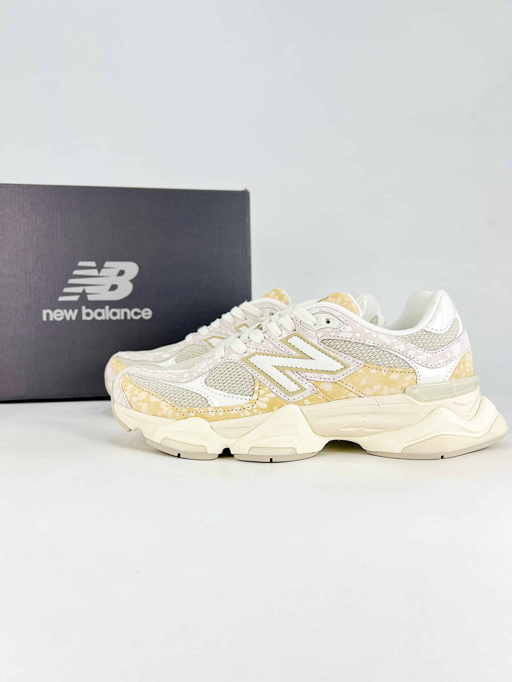 New Balance NB 9060 toasted sesame