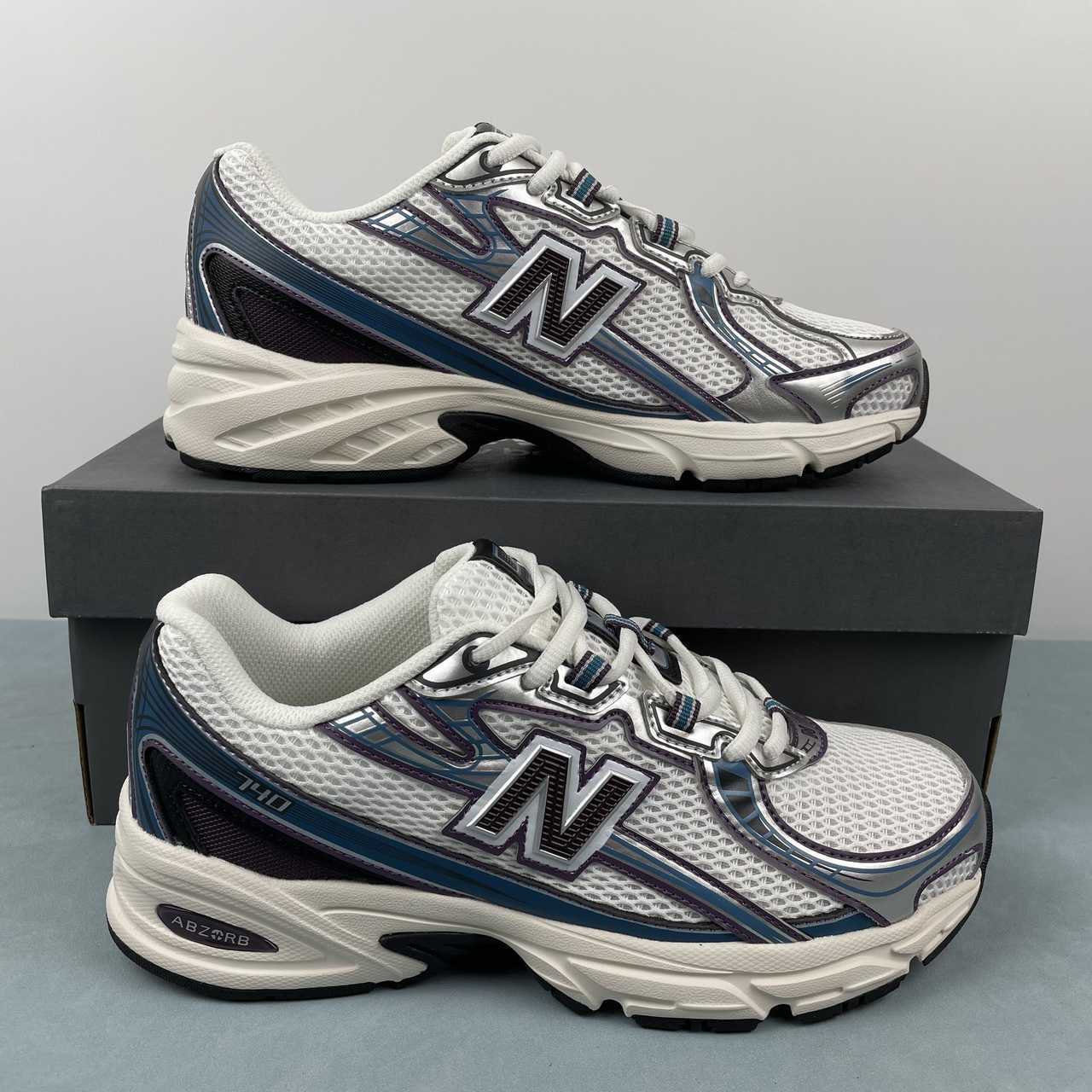 New Balance NB 740 Sea Salt Plum