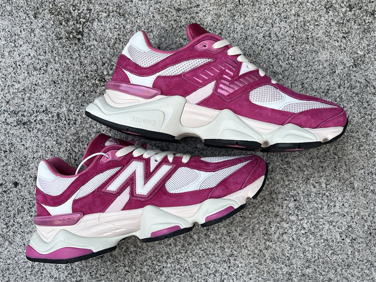 New Balance NB 9060 Fuchsia Pink