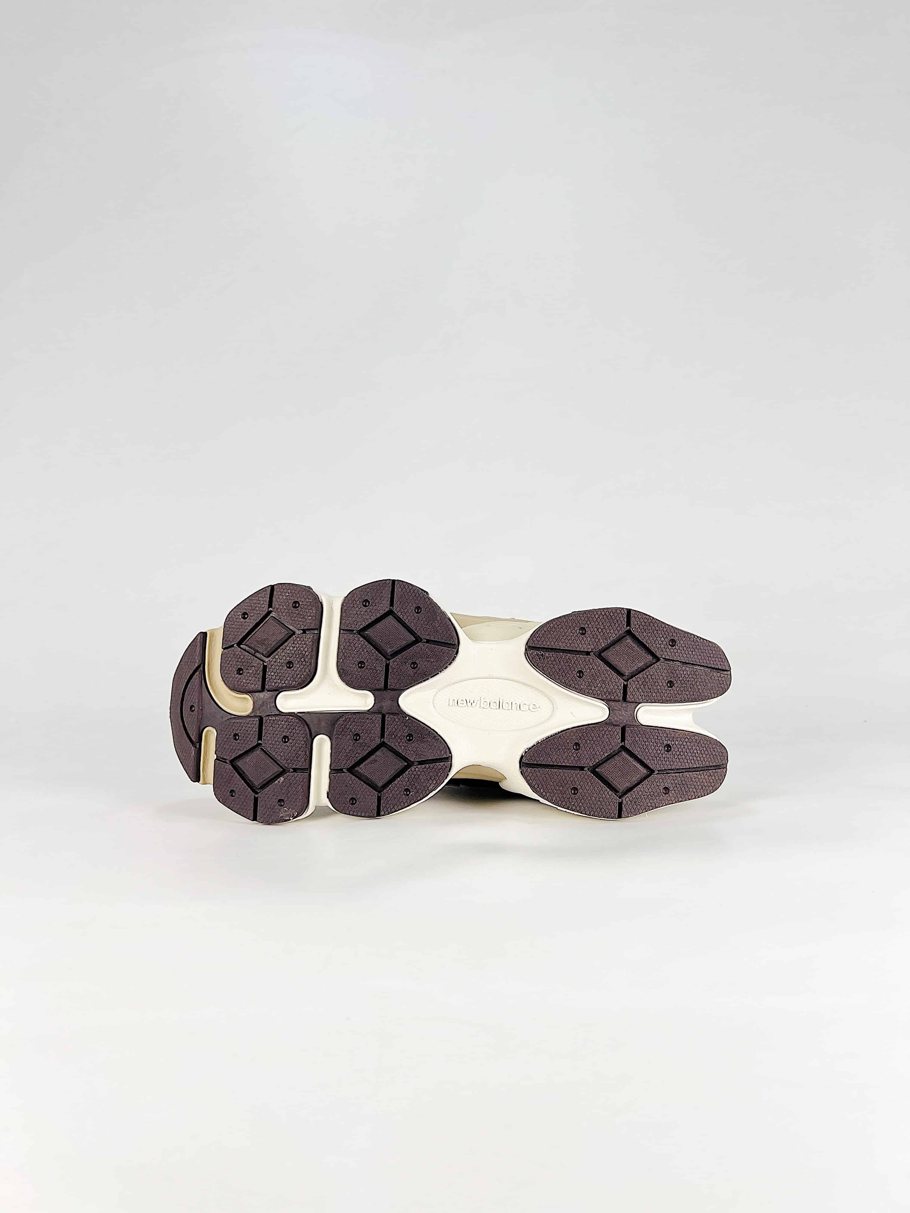 New Balance NB 9060 Thunder Brown Black Coffee