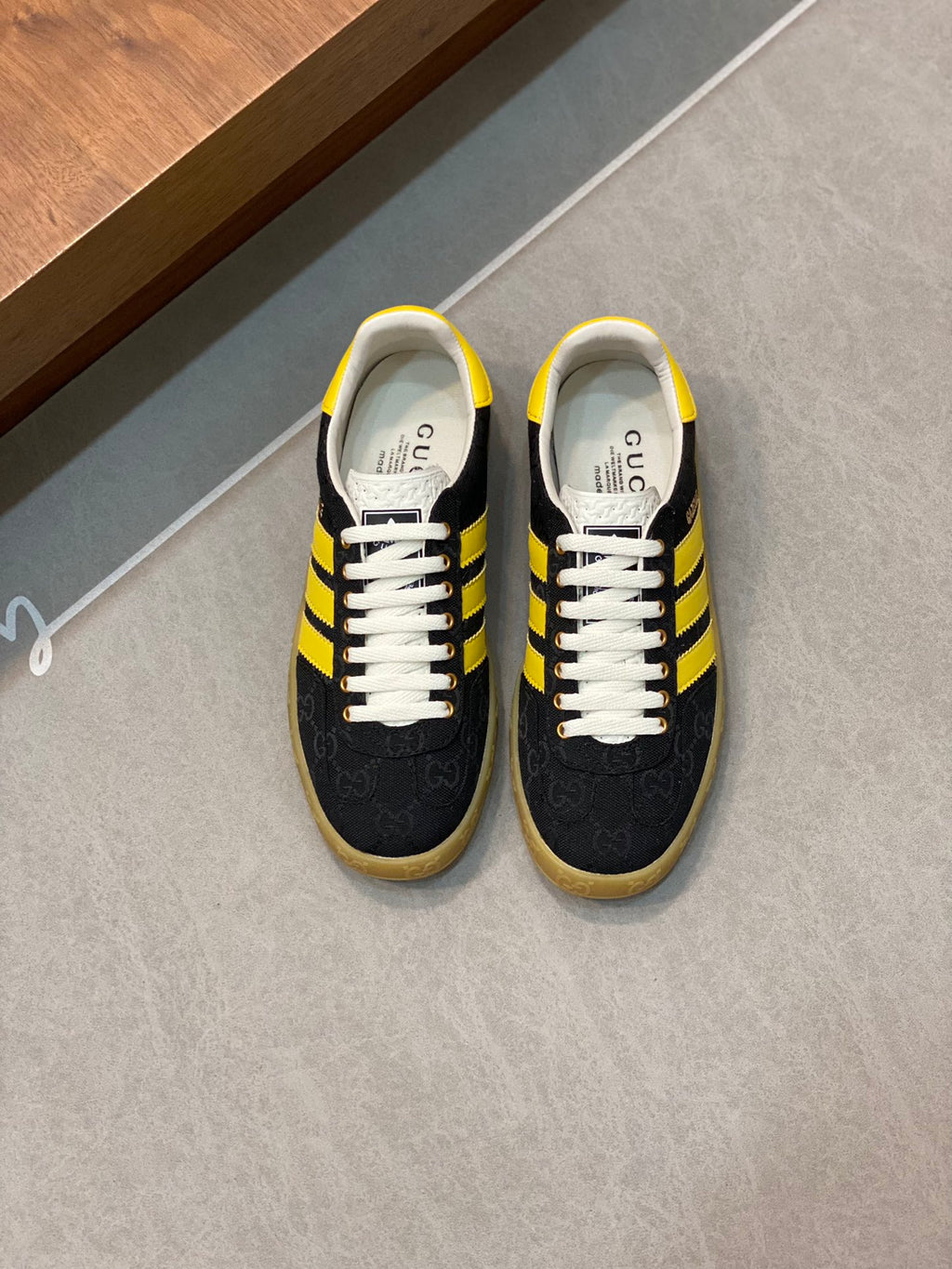 Adidas Gazelle x Gucci Black Yellow - VIBES MILANO