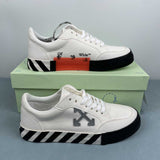 Off-White Vulcanized Low tela bianco nero