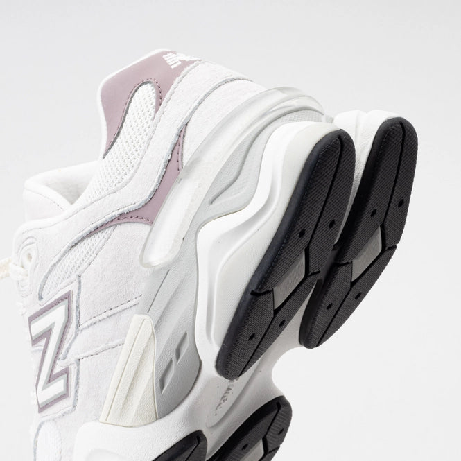 New Balance NB 9060 Grey Matter Ice Wine