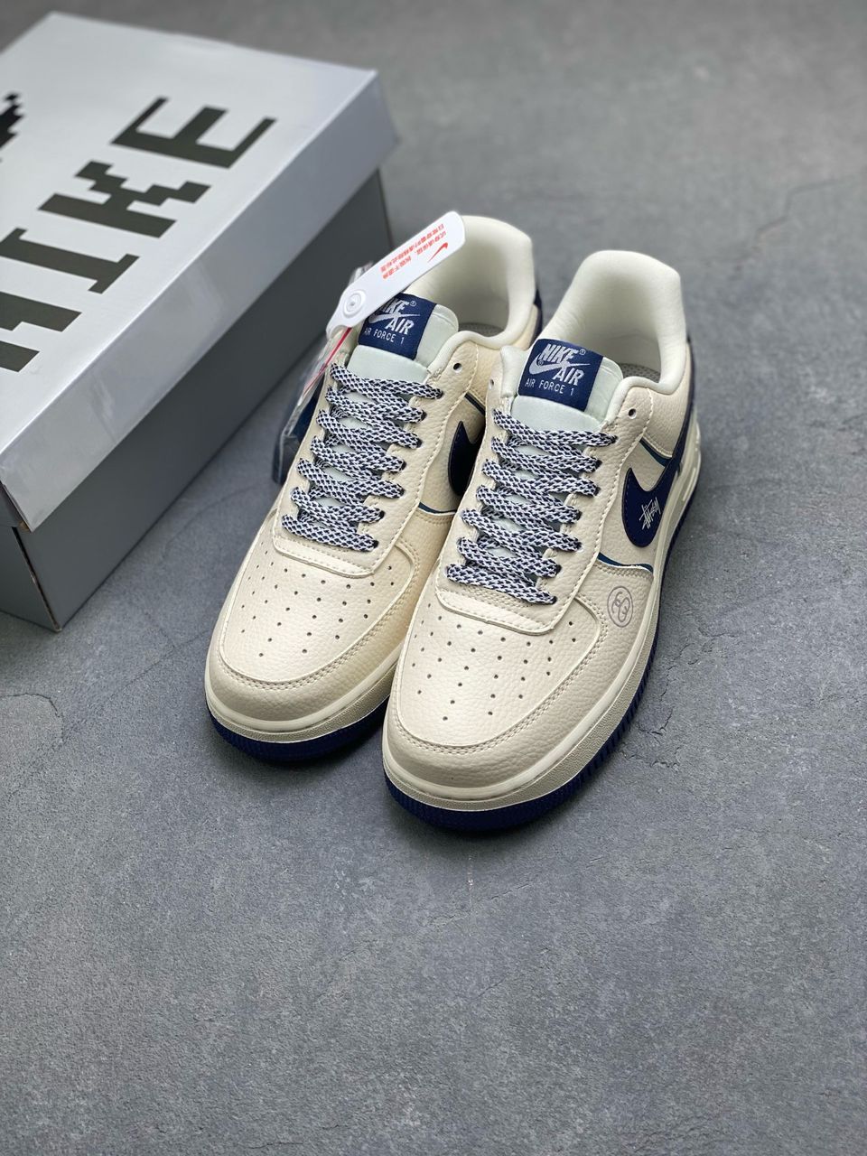Nike Air Force 1 07 Low x Stussy beige blue