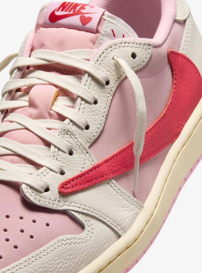 Travis Scott x Air Jordan 1 low OG SP Tropical Pink