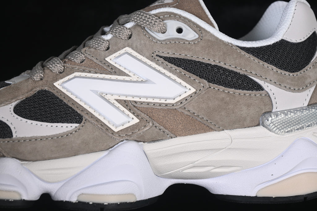 New Balance NB 9060 Fall Suedes Arid Stone