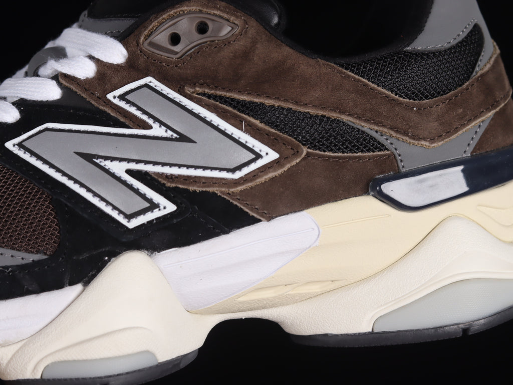 New Balance NB 9060 Dark Brown