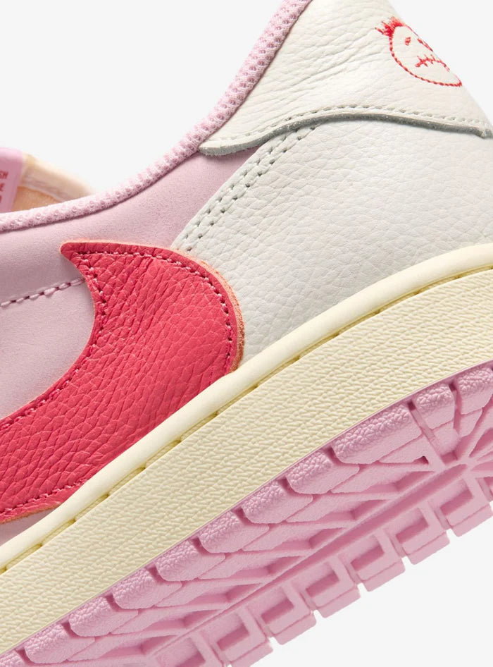 Travis Scott x Air Jordan 1 low OG SP Tropical Pink