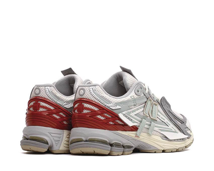 New Balance NB M1906R Sea Salt Lone Star Grey