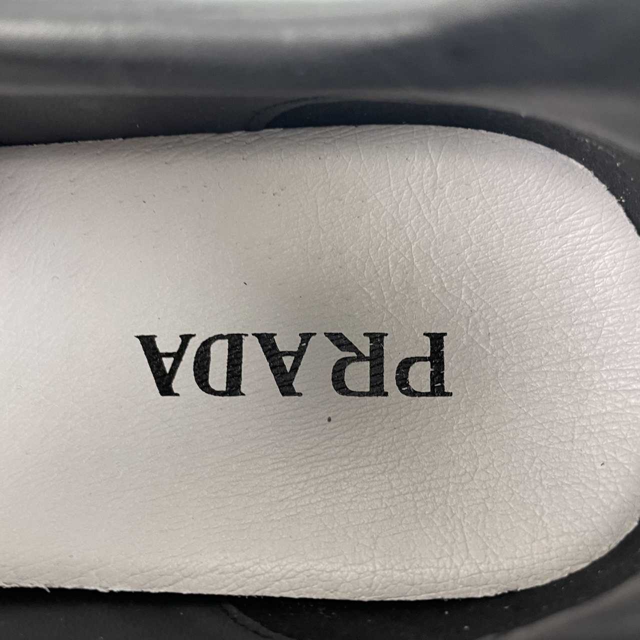 Prada sneakers in pelle con platform nero