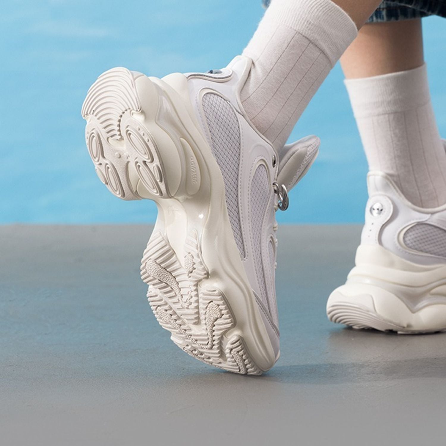 Adidas Originals Ozvenuz CNY Chunky Platform Chalck White