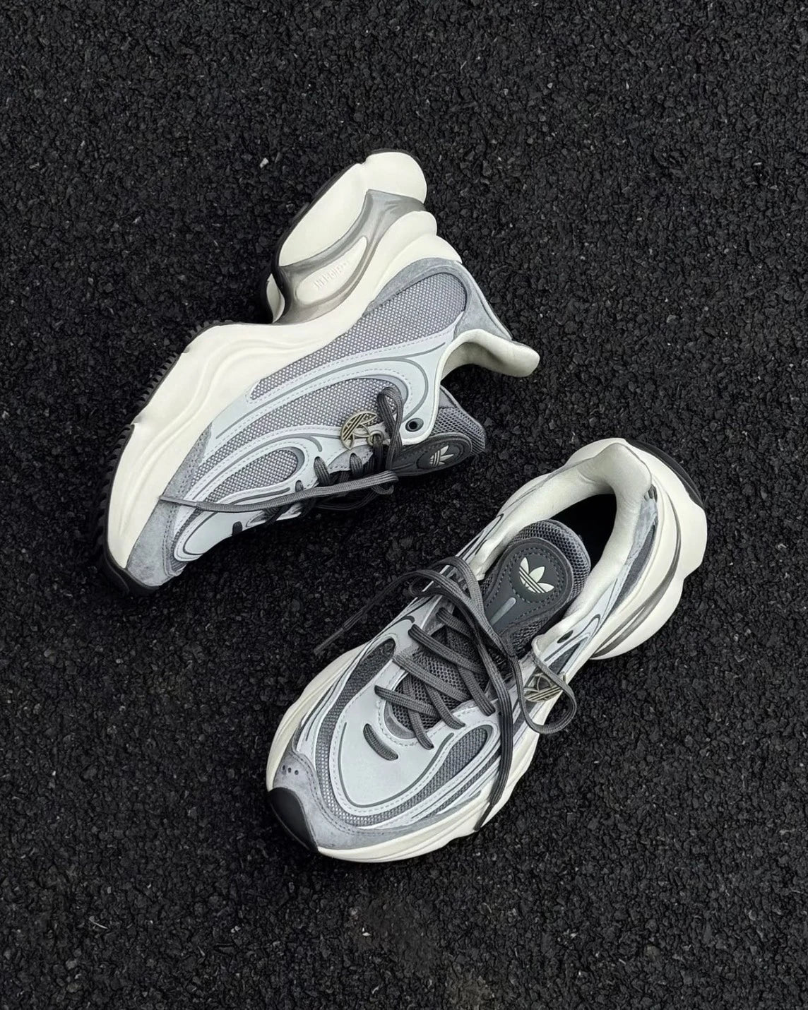 Adidas Originals Ozvenuz CNY Chunky Platform Grey Metal
