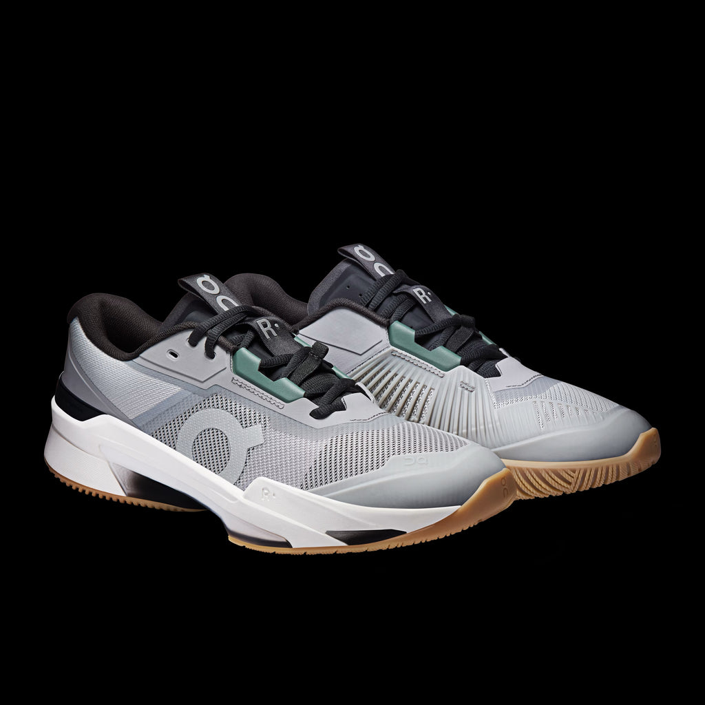 On The Roger Pro Fire Clay Glacier Black