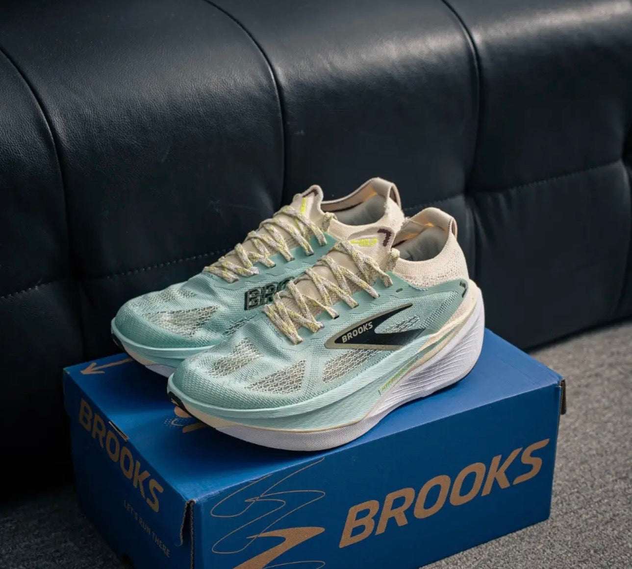 Brooks Hyperion Max 3 Yucca Nightlife