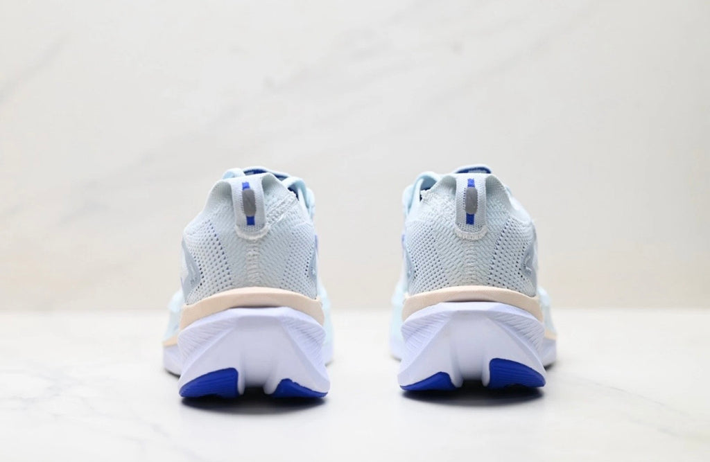 Brooks Hyperion Max 3 Ice Blue
