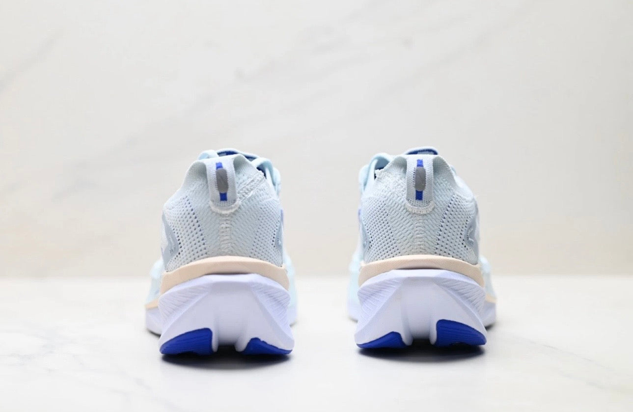 Brooks Hyperion Max 3 Ice Blue