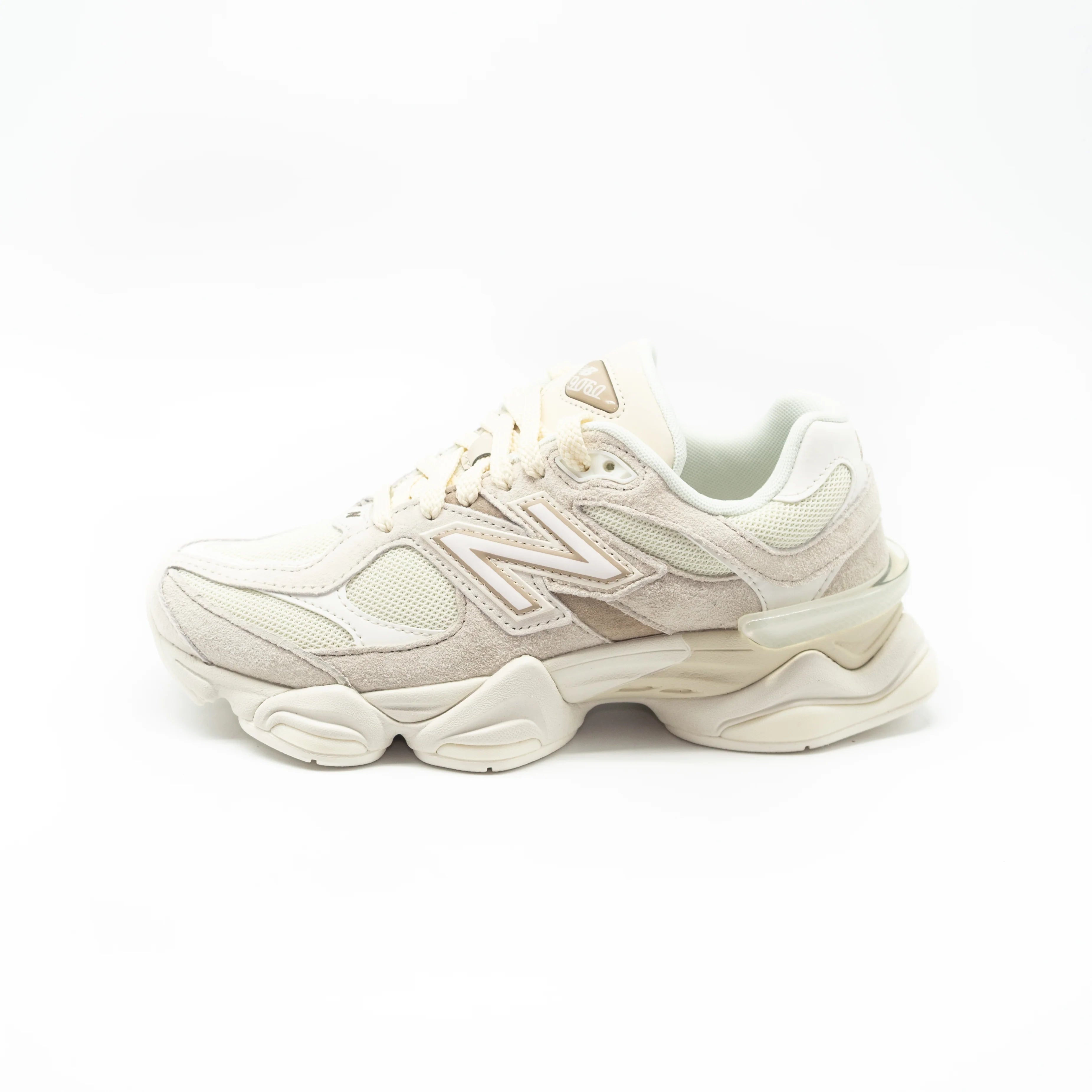 New Balance NB 9060 White Beige