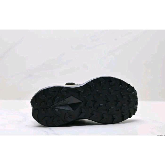 The North Face VECTIV Enduris 4 – Green Black