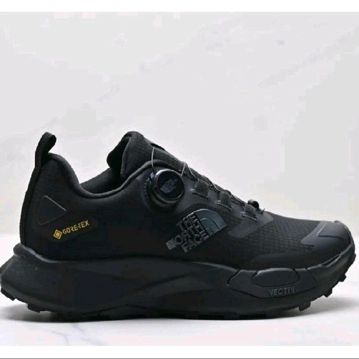 The North Face VECTIV Enduris 4 –  Black