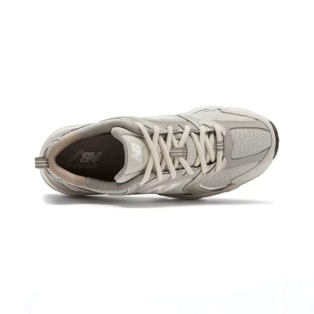 New Balance 530 écru (colore introvabile sul mercato italiano)